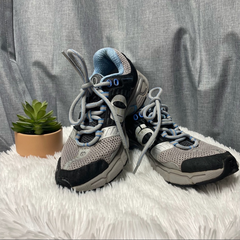 Pearl Izumi Cycling Sneakers